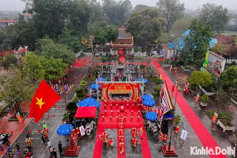 Toàn cảnh lễ khai hội đền Hát Môn