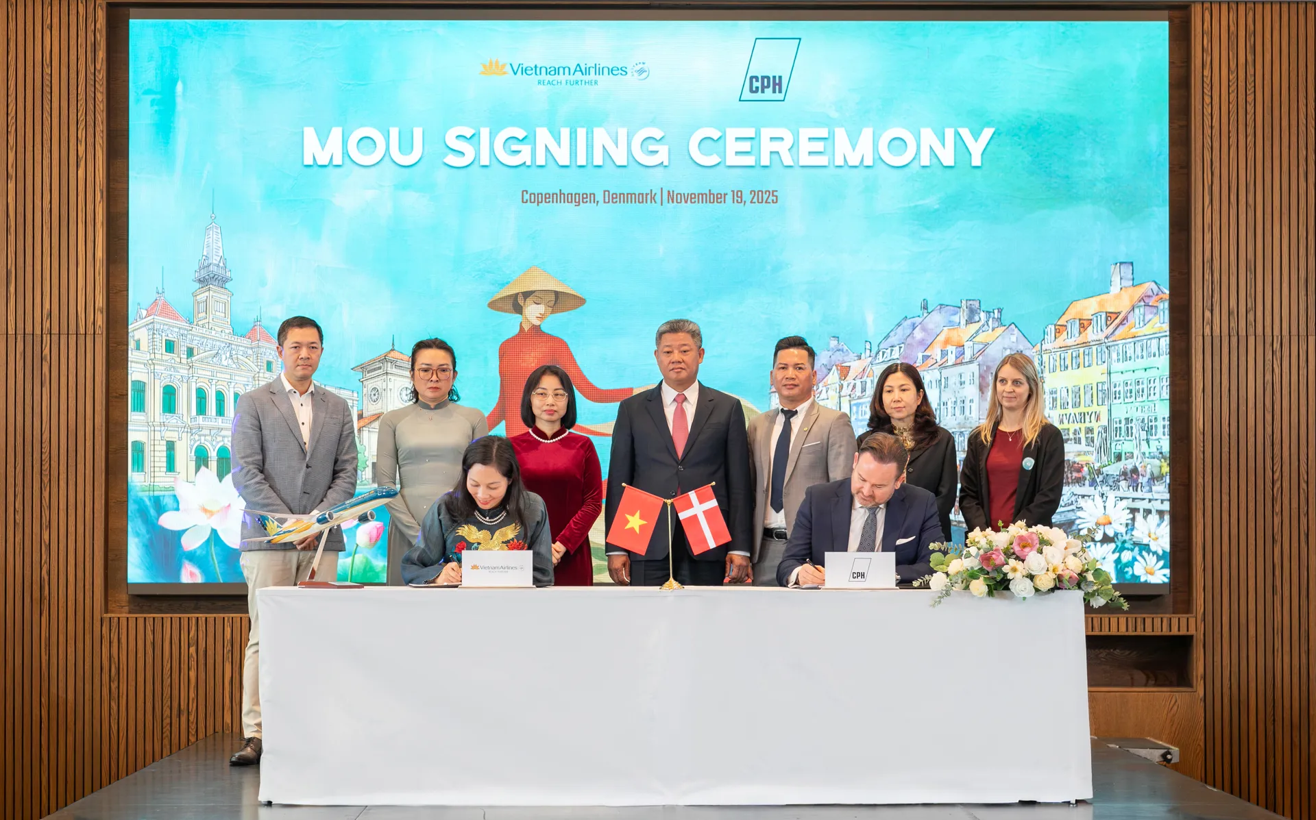 Vietnam Airlines mở rộng mạng bay châu Âu, thúc đẩy hợp tác du lịch - hàng không giữa Việt Nam và Đan Mạch