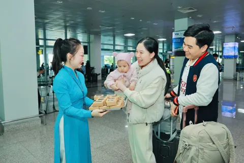 Vietnam Airlines đồng loạt đón hành khách đầu năm 2026 trên toàn mạng bay nội địa