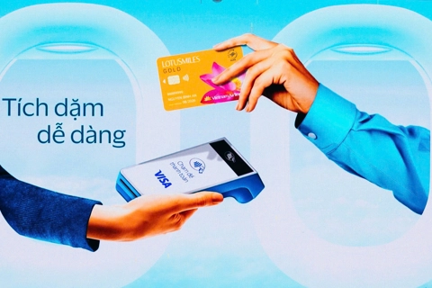 Chi tiêu cao gấp 13 lần: Thẻ Vietnam Airlines - Visa đang viết lại “luật chơi” Loyalty
