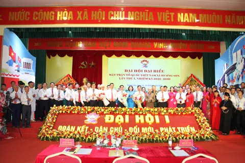Khơi dậy tinh thần yêu nước, xây dựng xã Hương Sơn giàu đẹp