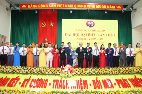 Xây dựng xã Hồng Sơn phát triển toàn diện, bền vững