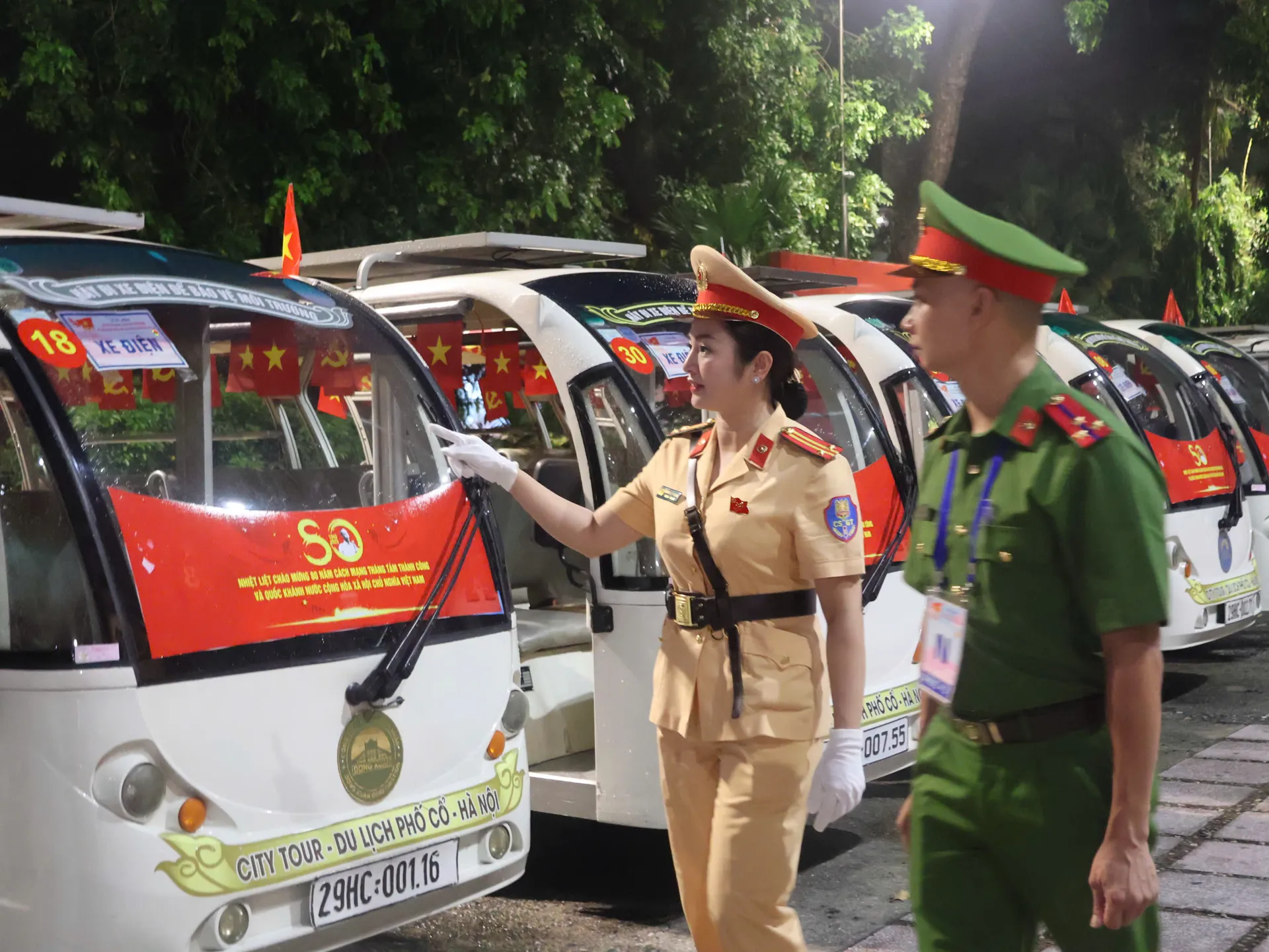 Lực lượng Cảnh sát giao thông đảm bảo tuyệt đối an toàn Đại lễ A80