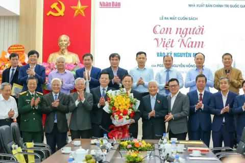 Ra mắt cuốn sách “Con người Việt Nam vào kỷ nguyên mới”
