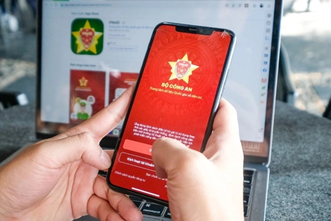 Cảnh báo người dân về ứng dụng VNeID giả mạo chứa mã độc
