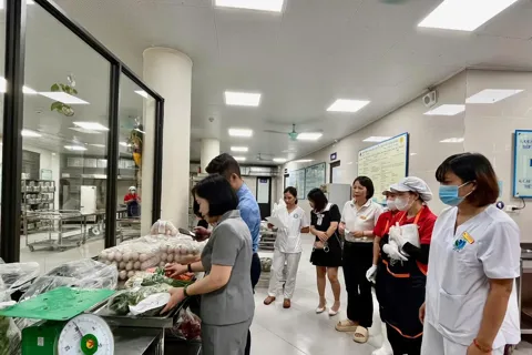 Tạm dừng áp dụng Nghị định số 46 về an toàn thực phẩm đến hết ngày 15/4/2026