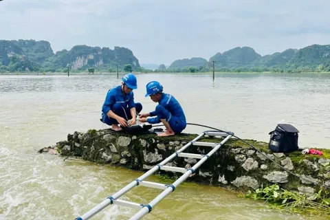 Đảm bảo thông tin liên lạc, sẵn sàng phương án ứng phó với bão Ragasa