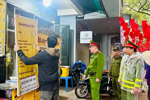 Phường Ngọc Hà, Ba Đình: Ra quân “Lập lại trật tự, kỷ cương, văn minh đô thị”