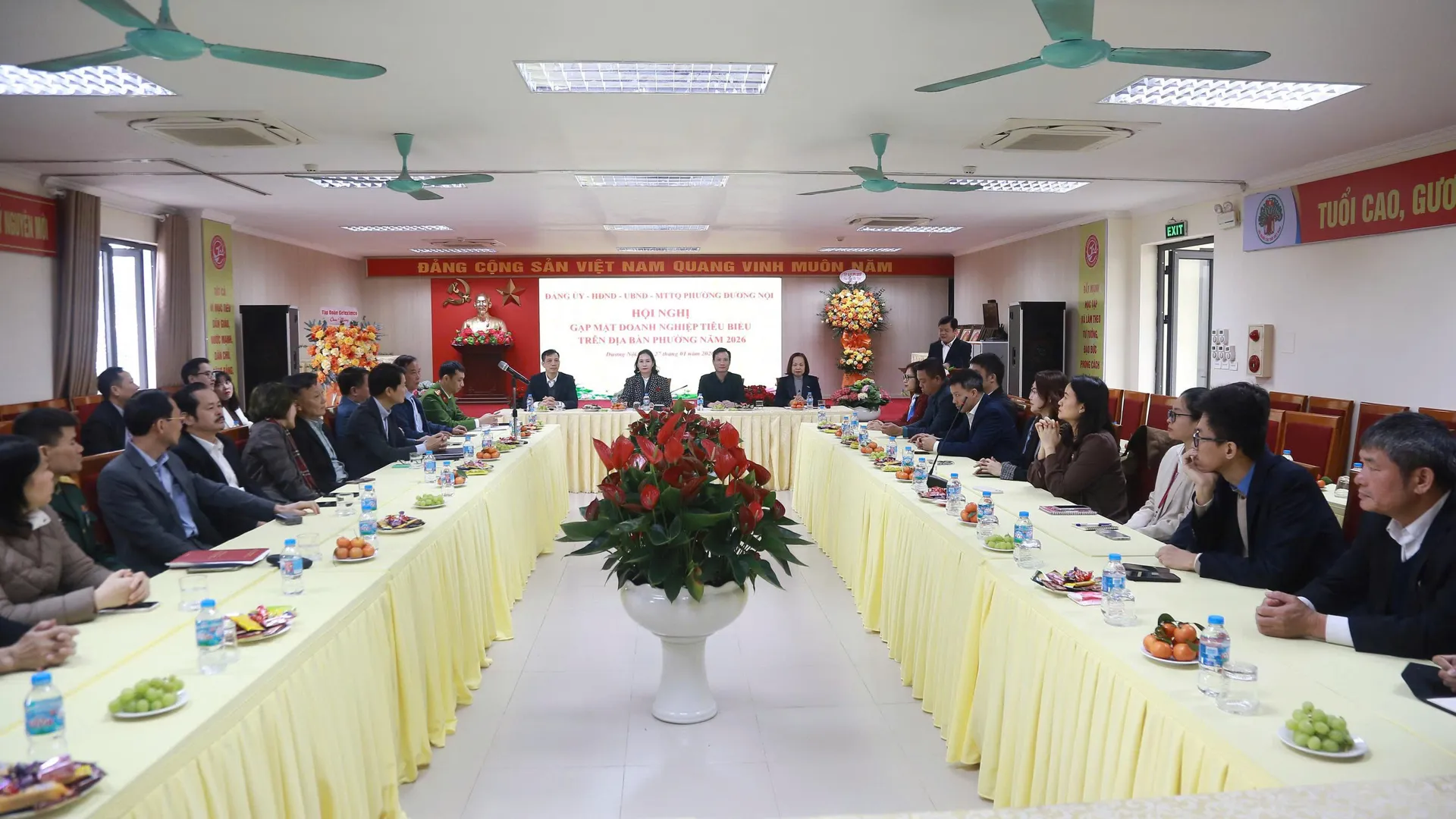 Phường Dương Nội: Gặp mặt các doanh nghiệp tiêu biểu trên địa bàn