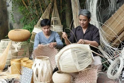 Hà Nội thông qua Nghị quyết hỗ trợ toàn diện cho phát triển làng nghề