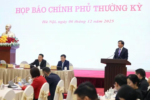 Kinh tế - xã hội 11 tháng tiếp tục xu hướng tích cực