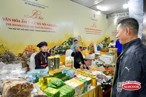 Mô hình “ba nhà”: Nhà nước - Doanh nghiệp - Cộng đồng mở lối để phát triển công nghiệp văn hóa Hà Nội
