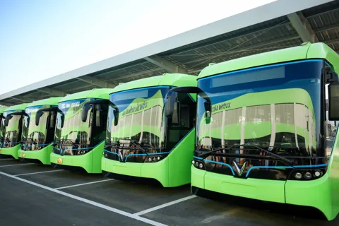 Hà Nội: Từ áp lực môi trường đến quyết tâm xanh hóa hệ thống xe buýt