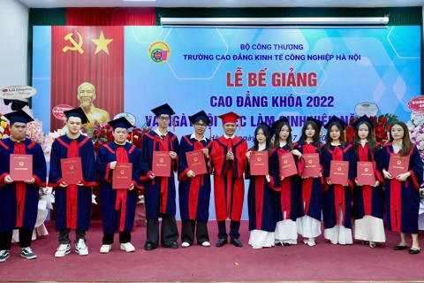 Hướng tới mô hình đào tạo linh hoạt, gắn kết đa chiều
