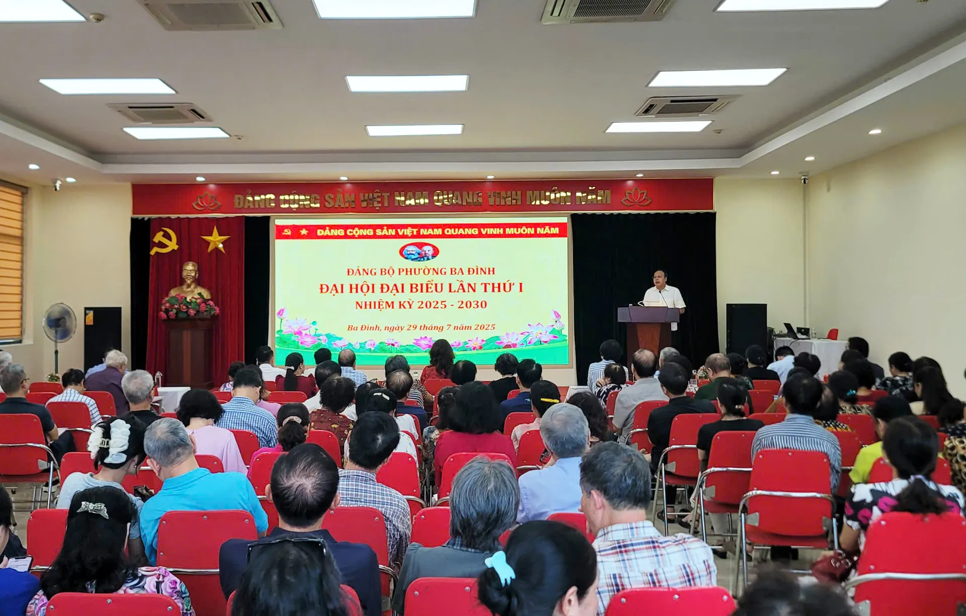 Quán triệt Nghị quyết Đại hội Đảng bộ phường Ba Đình lần thứ I