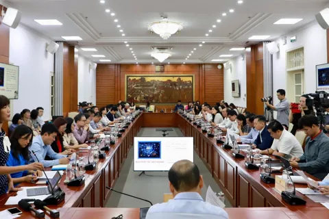 Bộ Quy tắc ứng xử trên không gian mạng: Cần thiết và cần lan toả mạnh mẽ