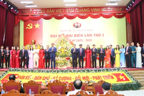 Xây dựng xã Thạch Thất văn minh, hiện đại, Nhân dân hạnh phúc
