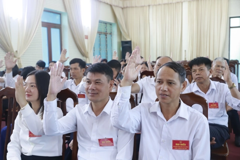 Kỳ họp thứ nhất HĐND xã Hạ Bằng: quyết tâm đổi mới và phát triển