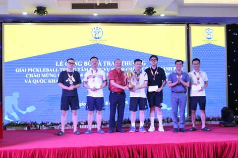 Tưng bừng giải Pickleball Trung tâm Phục vụ hành chính công TP Hà Nội
