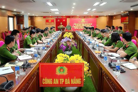 Tiên phong, mẫu mực trong đấu tranh phòng, chống tội phạm kinh tế