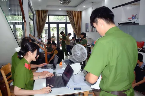 Triệt phá đường dây cho thuê tài khoản mạng xã hội phục vụ lừa đảo xuyên biên giới