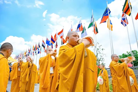 Phật giáo Việt Nam trong dòng chảy hội nhập quốc tế: Từ giáo lý cổ truyền đến đời sống đương đại