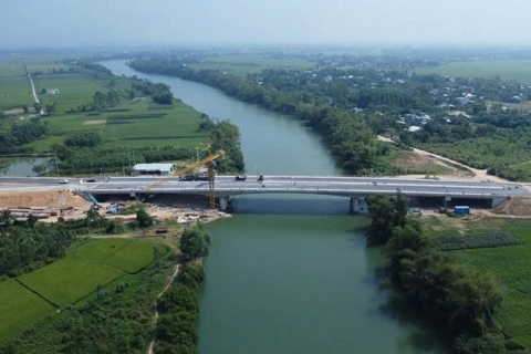 Cầu Quảng Đà: Gắn kết hành chính chưa đủ, cần sớm thông cả thực địa