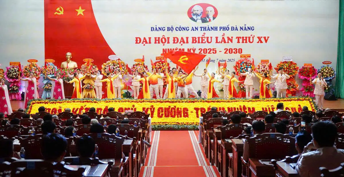 Đảng bộ công an thành phố Đà Nẵng: xứng đáng là chốt chặn tin cậy trên trận tuyến an ninh