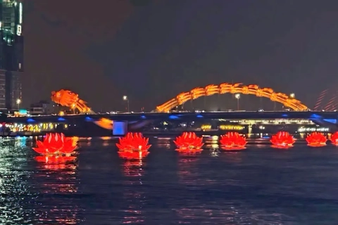 Đà Nẵng lung linh đêm hoa sen - lan tỏa thông điệp vì hòa bình và phát triển