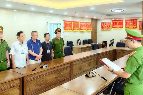Khởi tố 3 lãnh đạo Công ty Hải Vân Long về hành vi trốn thuế 