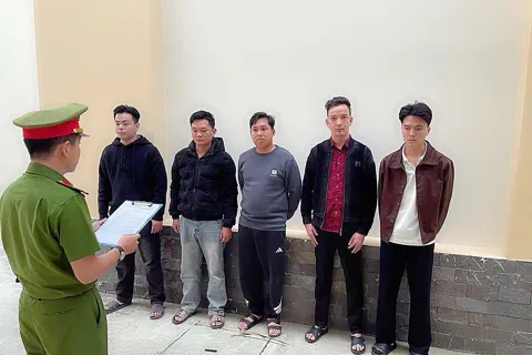 Đà Nẵng triệt phá đường dây cho vay lãi nặng, thu lợi bất chính hơn 1,3 tỷ đồng