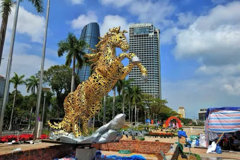 Đà Nẵng: độc đáo linh vật ngựa ghép tên 94 xã, phường