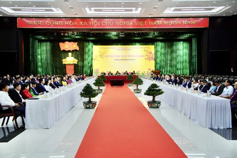 Bí thư Thành ủy Đà Nẵng: không để nghỉ Tết làm chậm nhịp phát triển thành phố