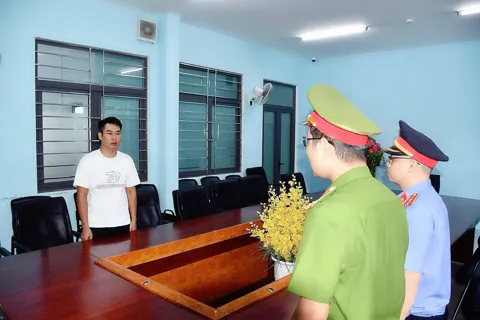 Khởi tố đối tượng đe dọa giết người vì mâu thuẫn đất đai
