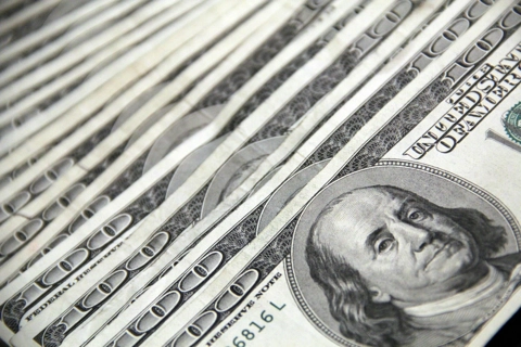 Giá USD xuống thấp nhất trong hơn 3 năm qua trước tin Fed "đổi chủ"
