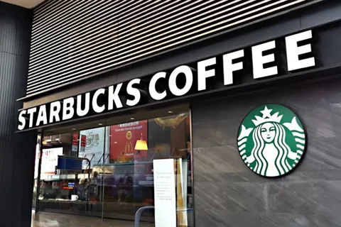 Starbucks nhượng quyền kiểm soát kinh doanh tại Trung Quốc với mức giá kỷ lục