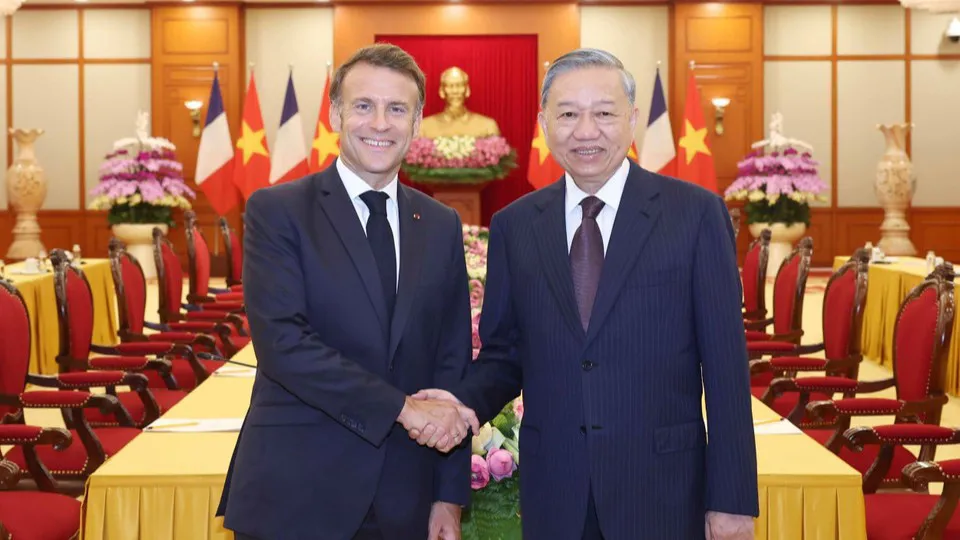 Việt Nam - Pháp tăng cường quan hệ Đối tác Chiến lược Toàn diện và phát triển bền vững