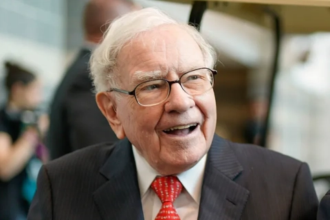 Tỷ phú Warren Buffett bất ngờ tuyên bố nghỉ hưu