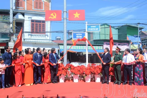 Điện Biên: gắn biển tên nhiều tuyến đường trên địa bàn phường Điện Biên Phủ và Mường Thanh