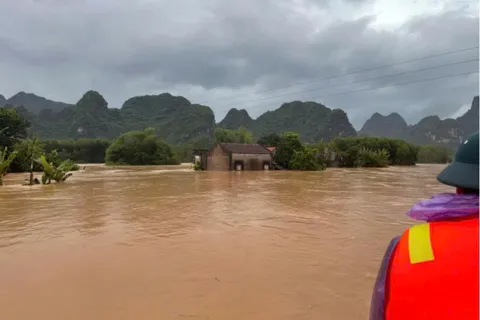 Lạng Sơn, Tuyên Quang, Cao Bằng, Thái Nguyên: mưa lớn gây ngập úng, nguy cơ sạt lở nhiều khu vực