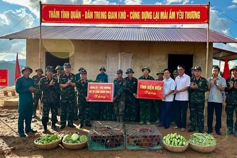 Kiểm tra tiến độ làm nhà cho các hộ bị thiệt hại do thiên tai tại tỉnh Điện Biên