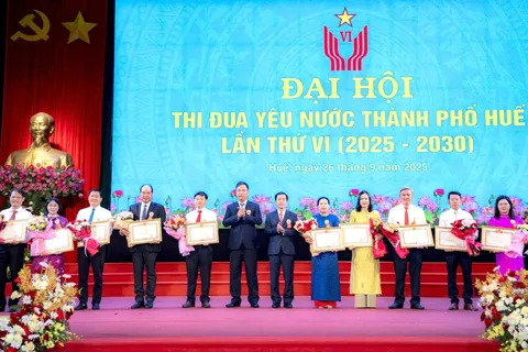 Huế: đưa phong trào thi đua yêu nước phát triển cả về chiều rộng và chiều sâu