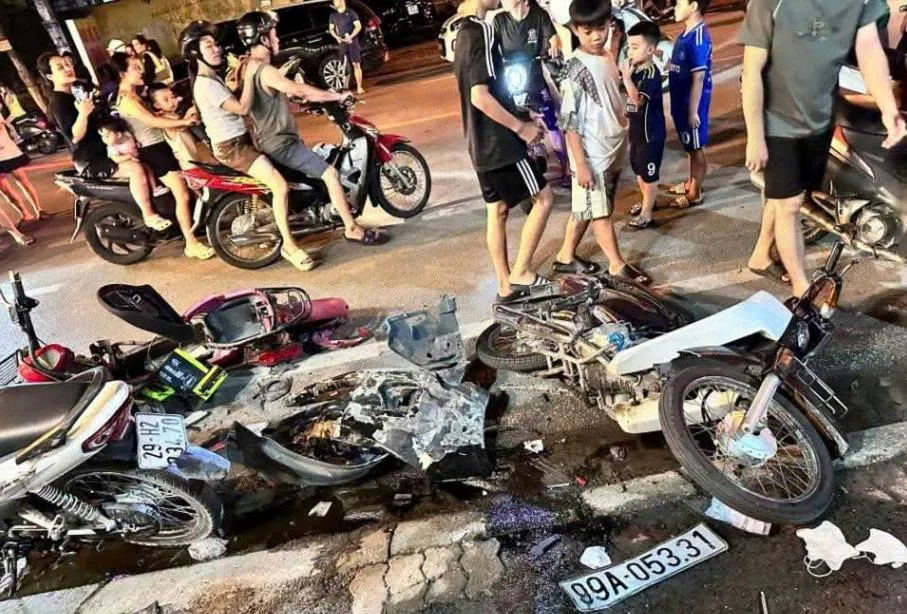 Vụ xe ô tô tông hàng loạt xe máy ở Bắc Ninh: tạm đình chỉ công tác cán bộ Công an