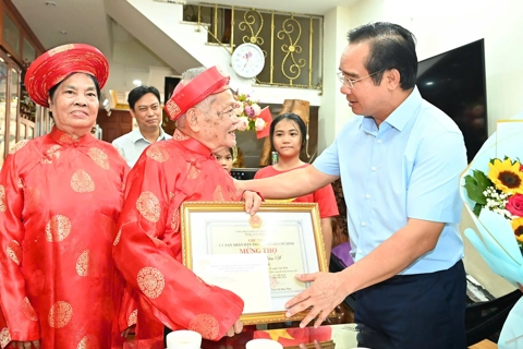 TP Hồ Chí Minh: trân trọng những đóng góp thầm lặng, bền bỉ của người cao tuổi
