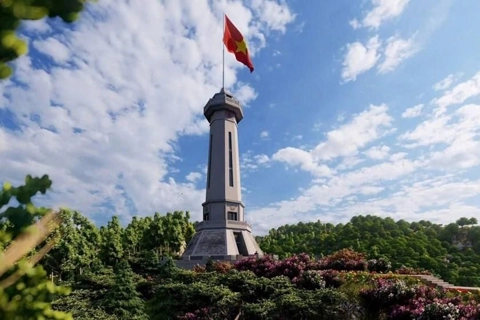 Chào mừng Kỷ niệm 71 năm Chiến thắng Điện Biên Phủ: tỉnh Điện Biên khánh thành Cột cờ A Pa Chải
