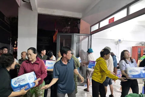 Đắk Lắk: phường Ea Kao chung tay hướng về vùng lũ