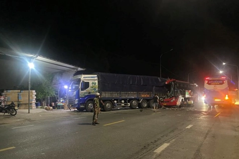 Tai nạn nghiêm trọng trên đường tránh Huế, 28 người thương vong