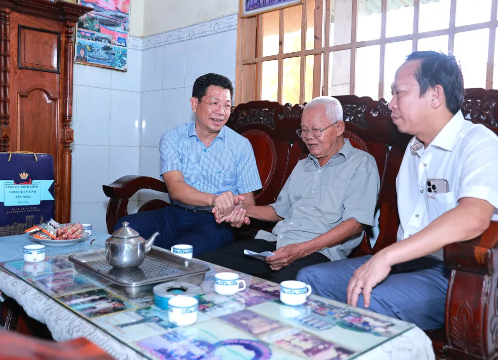 Tây Ninh: tập trung thực hiện tốt chính sách an sinh xã hội, chăm lo người có công