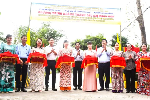 Vĩnh Long: khánh thành cầu Đại đoàn kết tại xã Tân Phú