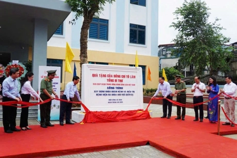 Tuyên Quang: khánh thành Khoa Khám bệnh và điều trị, Bệnh viện khu vực Quản Bạ